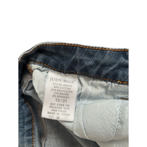 Judy Blue Women’s Denim Flare Medium Wash Blue Jeans Casual Y2K Look Size 13/31 - Picture 4 of 7